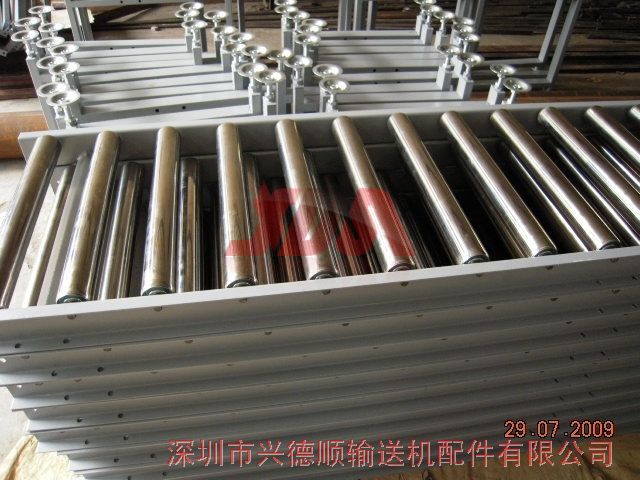 滚筒输送梯